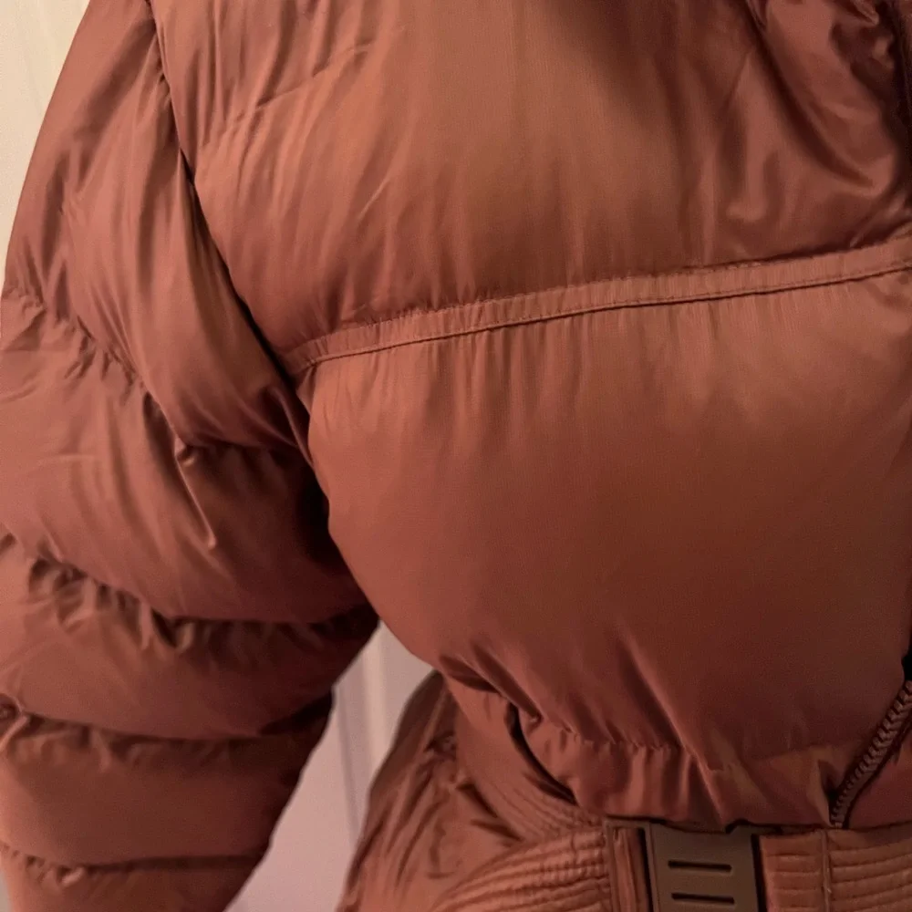 North Face Puffer. Brand New. Never Worn. - Picture 4 of 14